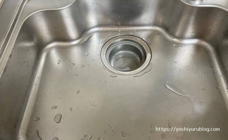 sink-repels-water-2